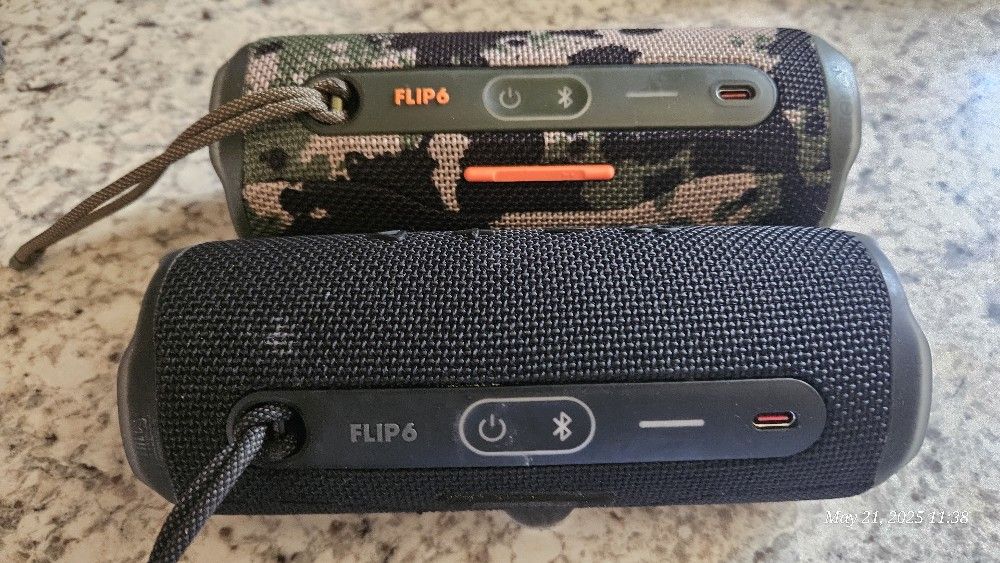 2  JBL FLIP 6 