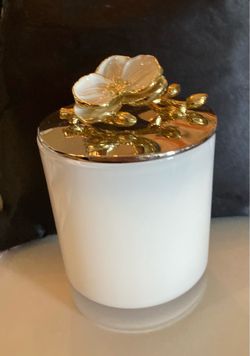 White Glass Candle with Gold Floral Lid