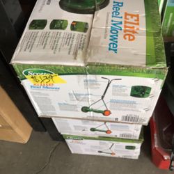 Scotts Scott's 16 in. Manual Walk Behind Push Reel Lawn Mower