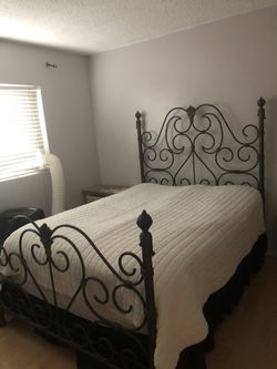 Classic Bed