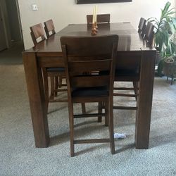 Table And Chairs 