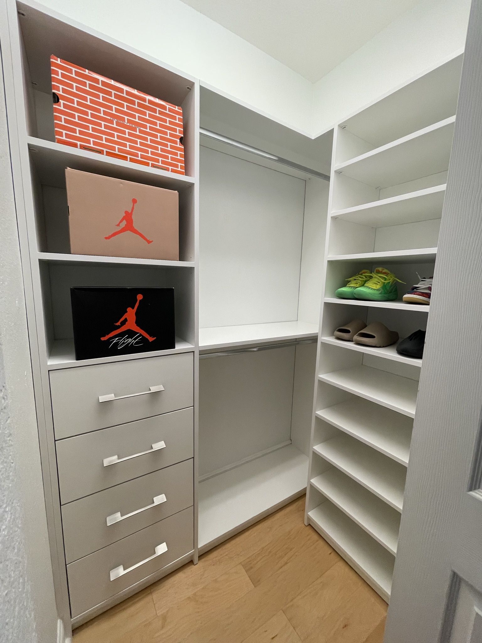 CLOSET ORGANIZER WHITE