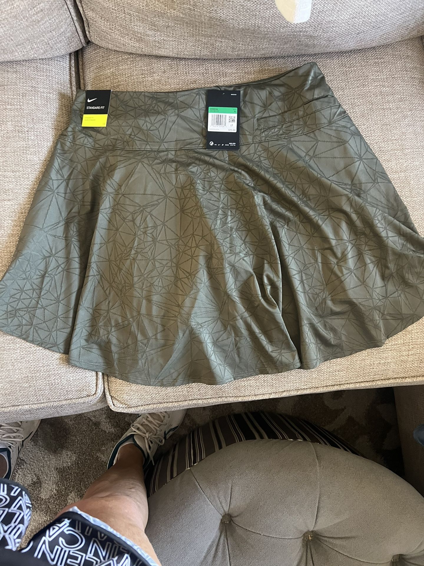 Woman’s Nike Skirt. New With Tags. XL. $20