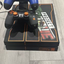 Play Station 4 Black Ops Edition