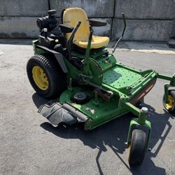 John Deere Zero Turn