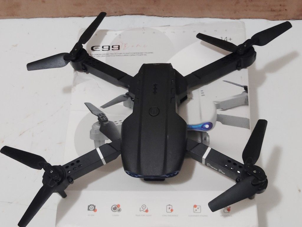 E99 SD Camera Drone