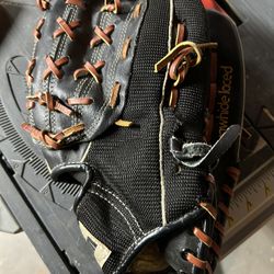 Adult Soft Ball Glove