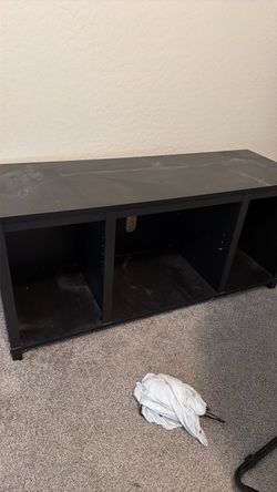 Free tv stand