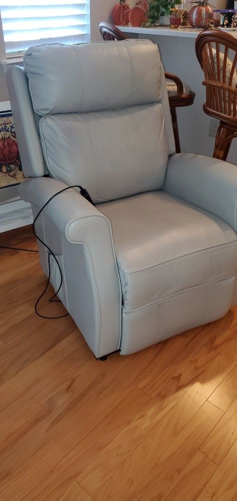 Leather Power Lift, Recliner