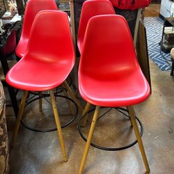 Bar Stools High Chair Clean Like New 4 For 200