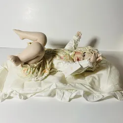 Yolanda's Picture Perfect Babies "Lisa" Doll  Knowles Collectible with COA