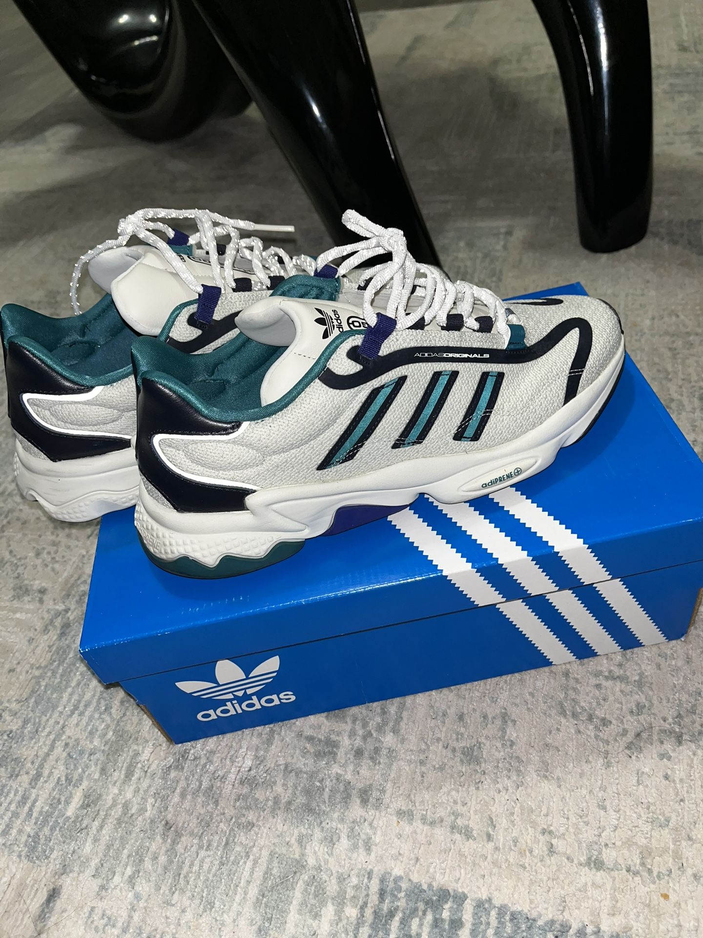 Adidas Ozweego Pure 10.5
