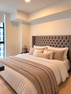 King size bed (Bed Frame + Mattress)