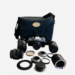 Minolta XG-M 35mm SLR Film Camera Chrome Body + 50mm & 135mm MD Lenses & Bag 