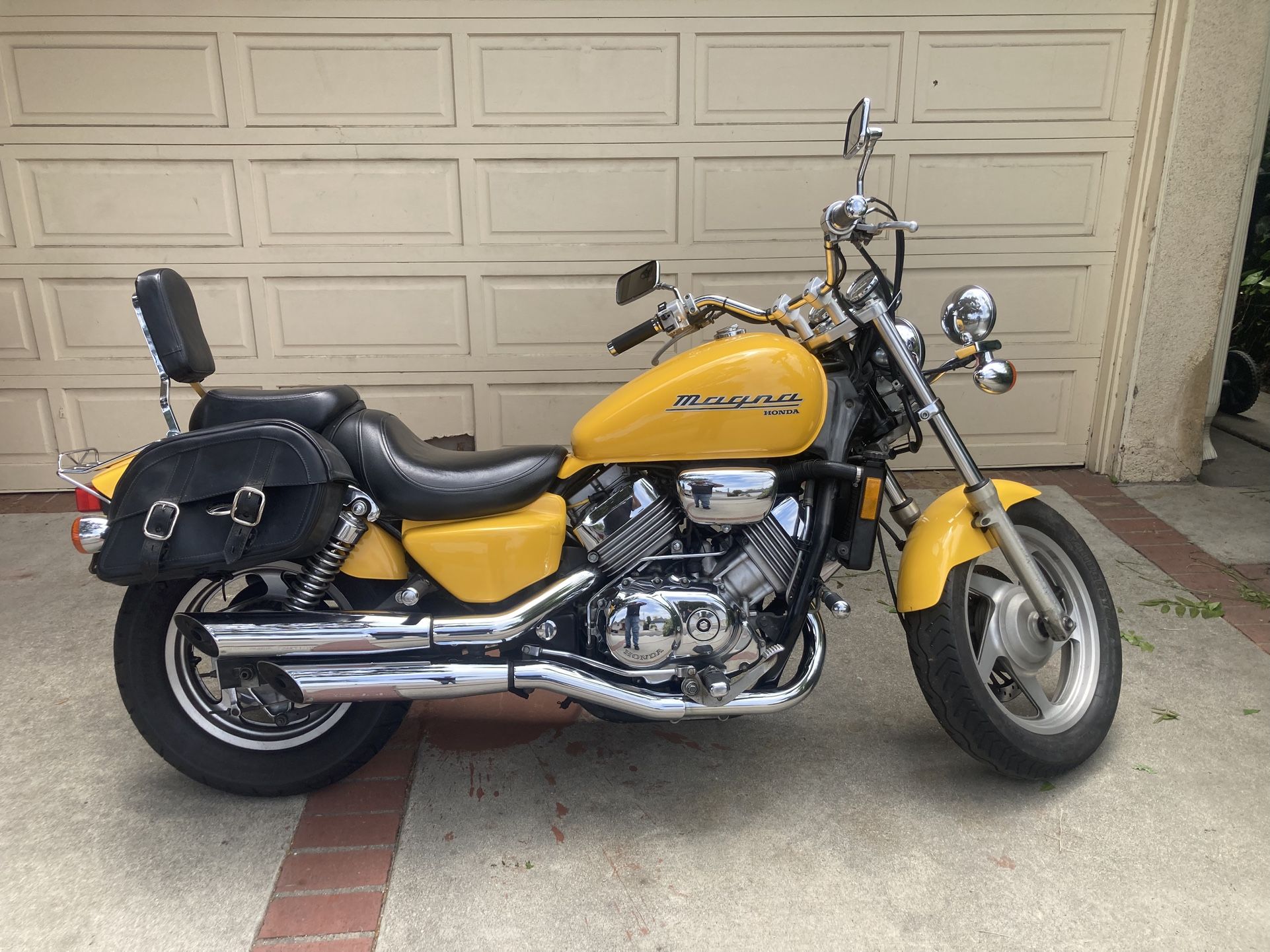 96 Honda Magna 750