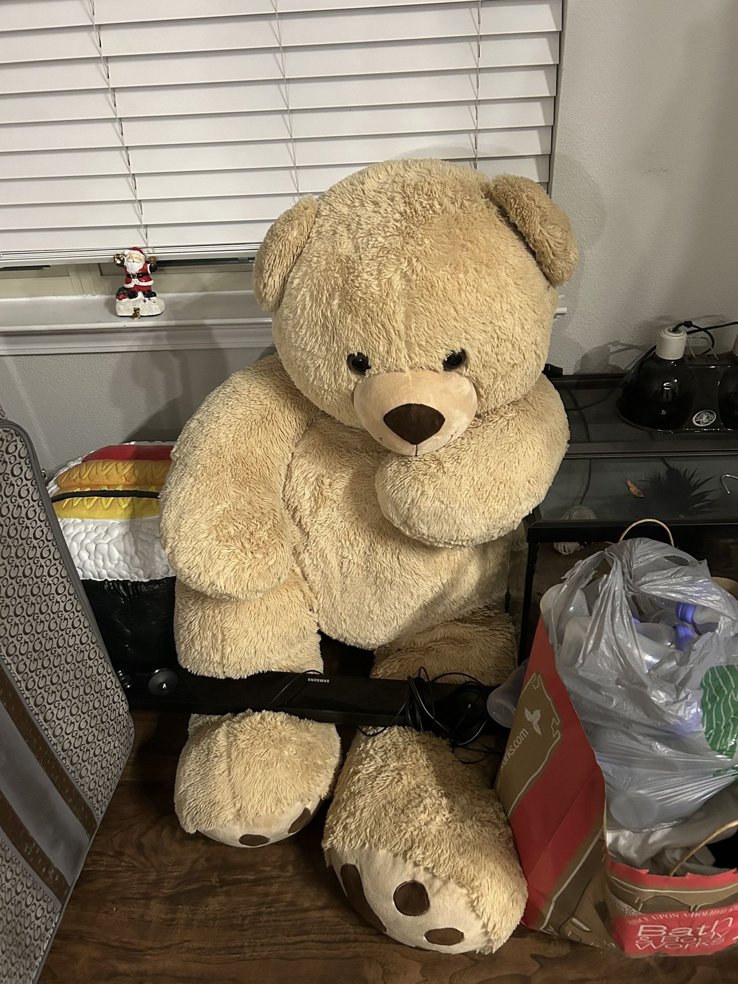 Giant Teddy Bear 