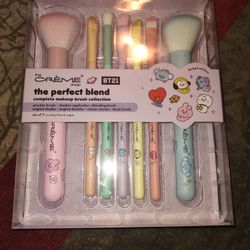 Bt21 Makeup Brushes 