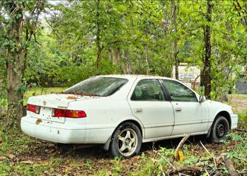 2000 Toyota Camry CE. $1,000