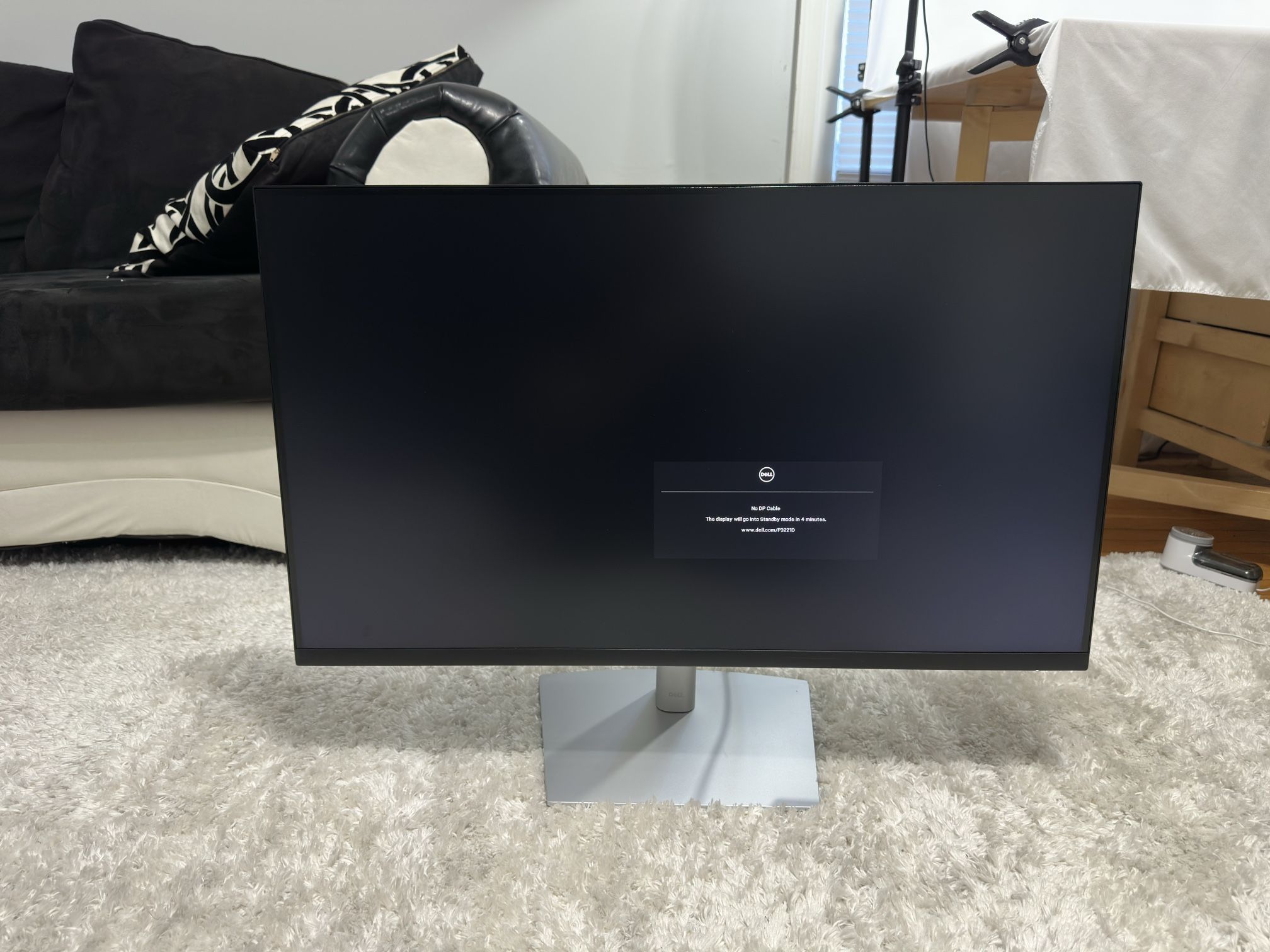 Dell P3221D 31.5 QHD Wide 1440p LCD Monitor With Stand