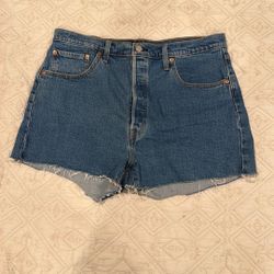 Levi’s Women’s Shorts 