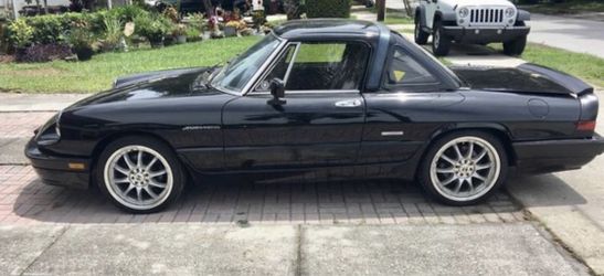1987 Alfa Romeo Spider