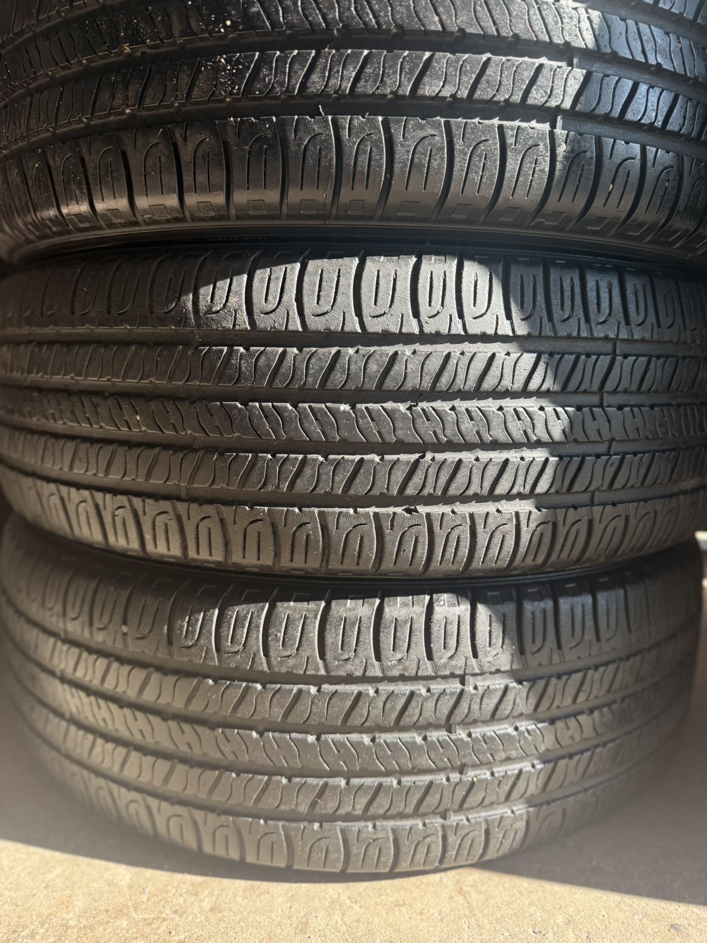 225/65R17 - GOODYEAR ALL SEASON AS