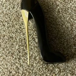 Carolina Herrera Perfume