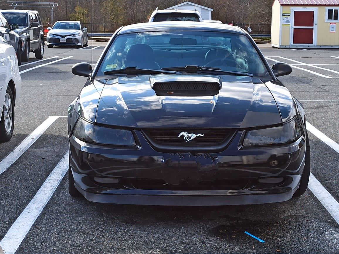 2004 Ford Mustang