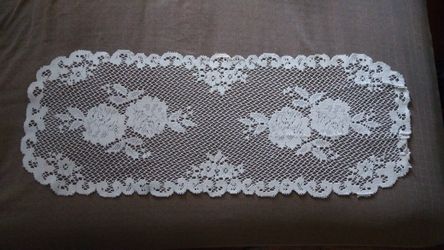 Doily (Beige Fabric Laced) 34" x 12"