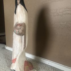 Beautiful Cultural Ceramic Statue 