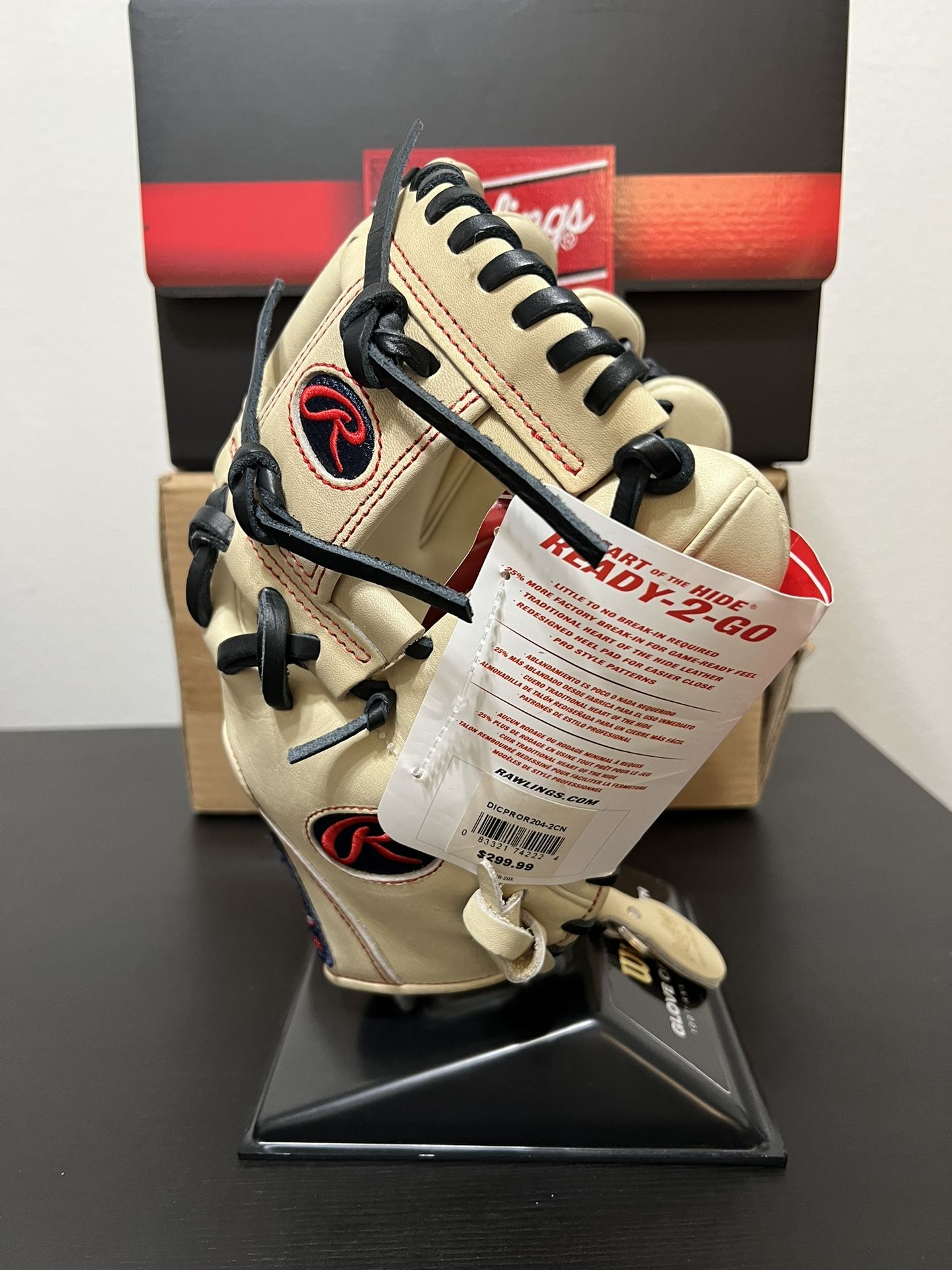 Rawlings Heart Of The Hide R2G 11 1/2 Inch Baseball Glove
