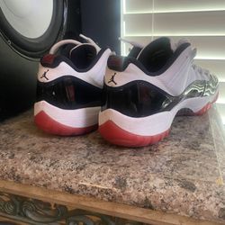 11s Retro Low Concord Bred Size 10.5