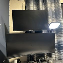 Spectre Monitor And 2 Monitor Stand. 