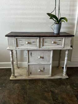 Weathered Country Entry Table with Storage – Removable Legs