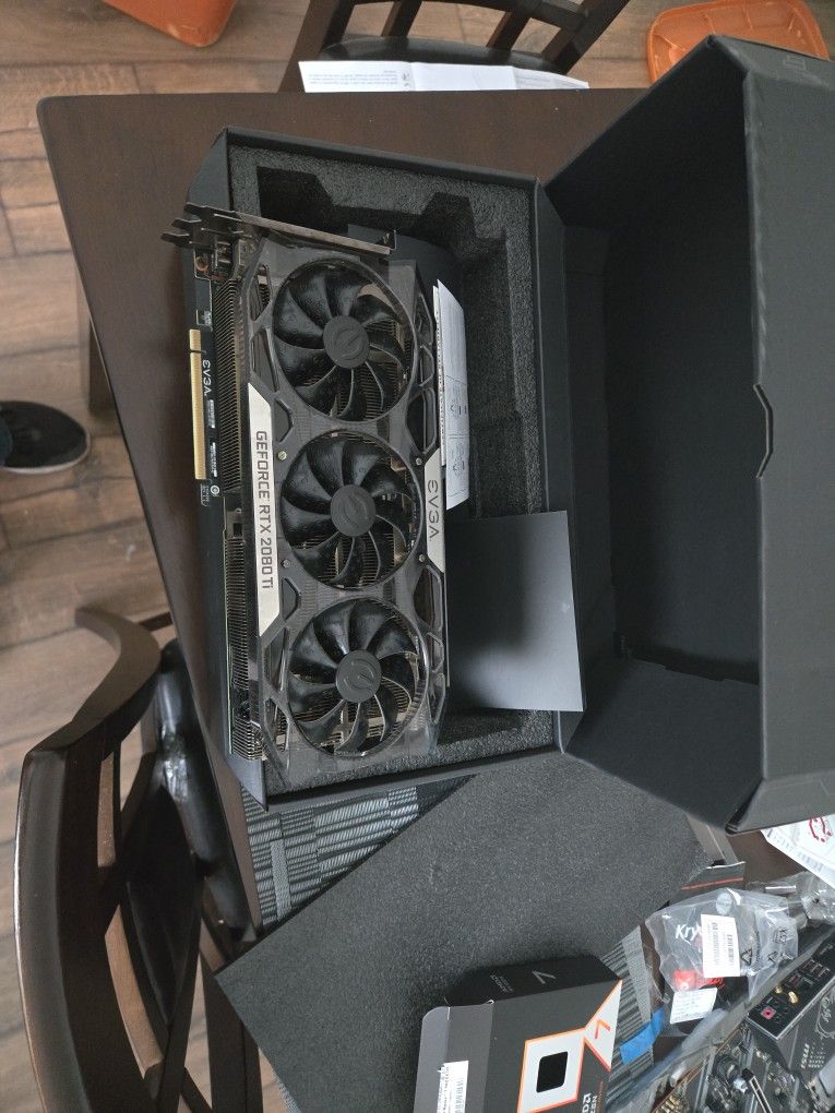 Geforce 2080 Ti.