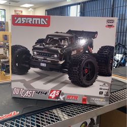 Arrma Outcast 4X4 1/10 4S Monster Truck.