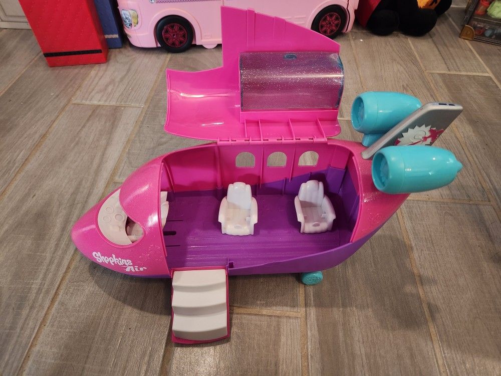Shopkins Airplane