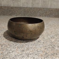 Aum Om Tibetan Singing Bowl 