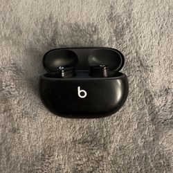 Beats Studio Buds