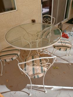 48"GLASS PATIO DINING TABLE , 4 CHAIRS 