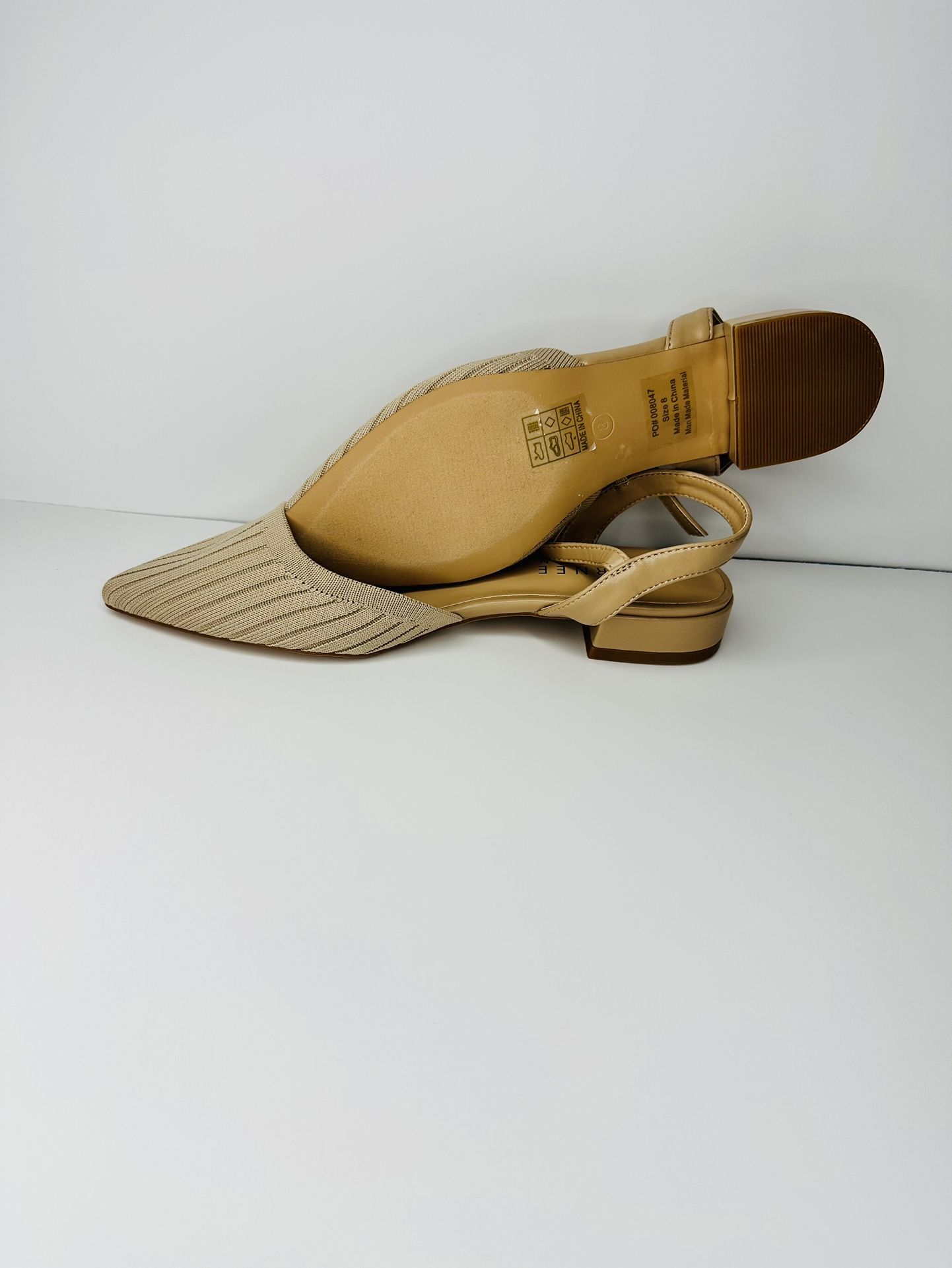 Journee Collection ANSLEY KITTEN FLATS IN KNIT FABRIC - Beige Size 8 women Brand new with box/ no lid Fast shipping