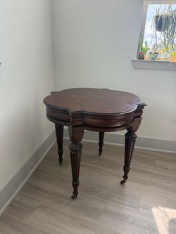 Ethan Allen corner table