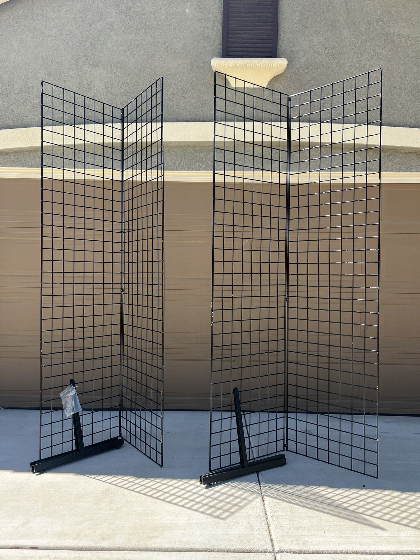 Grid Panels (4) 2x8 Panels + 8 Legs 