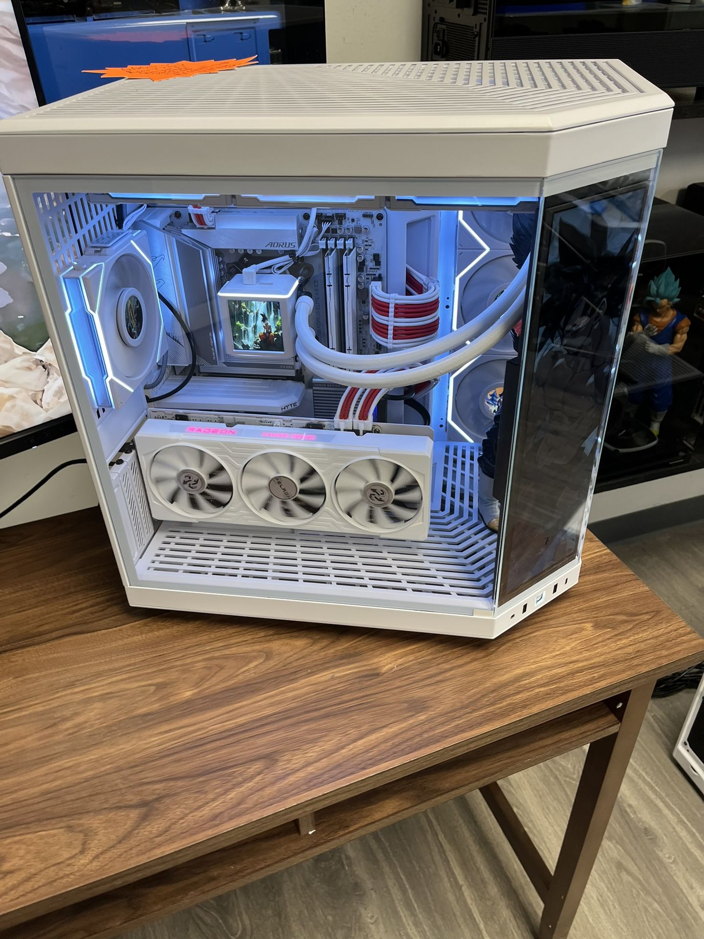 Custom Gaming Pc Ryzen 7 7700x 32 Gb Ram 1tb Ssd RX 6800xt AUROS Elite B650