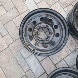 4. Rims.15. 6 lugs trailer