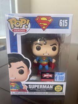 Funko Pop Superman Glow in The Dark Target Con Limited Edition Exclusive 