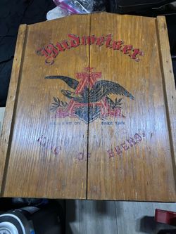 Budweiser Wood Dart Board