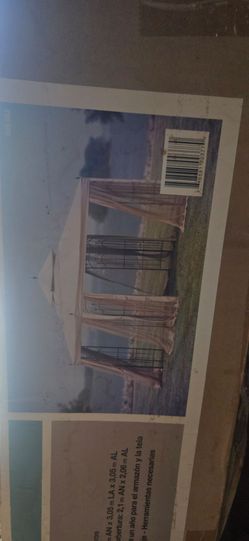 10 Ft Gazeebo Brand New in box