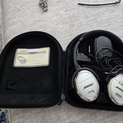 Bose QuietComfort 3 Acoustic Noise Cancelling Headphones
