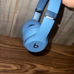 Beats Solo 4s